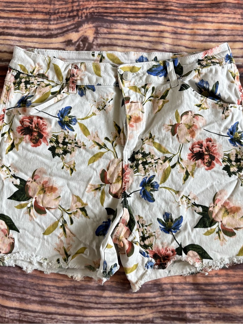 Floral Print Women’s Shorts - White with Pink & Blue Flowers